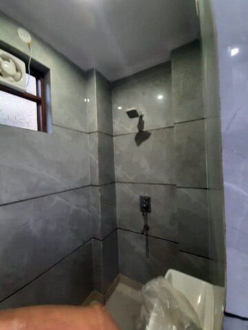Master Bedroom in 2 BHK Builder Floor at Mahavir Enclave 1 – for Rent