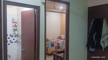 Bathroom in 1 BHK Builder Floor at Adchini – for Rent