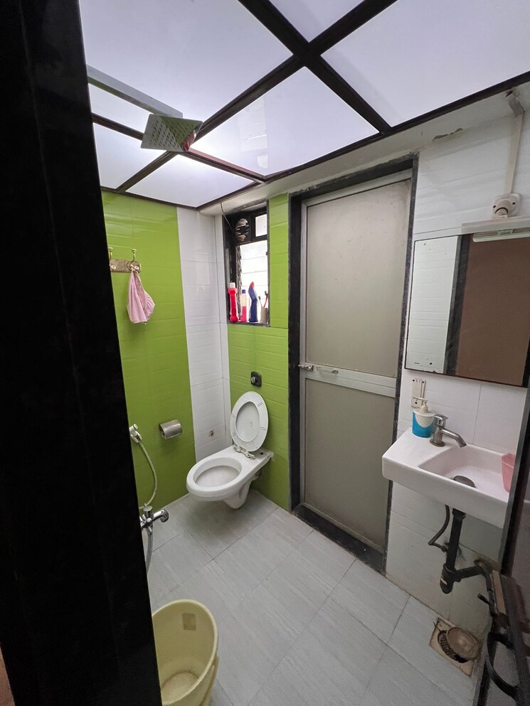 Master Bedroom, goregaon-west-view-chs 2 Bedroom 650 Sq.Ft. Apartment In Goregaon West Mumbai 8002625