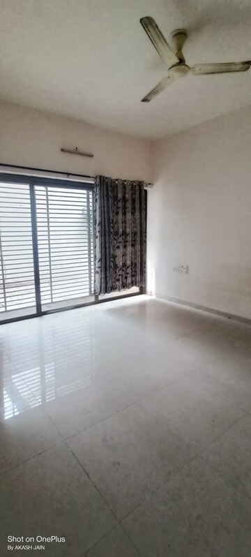 Room in 4 BHK Independent House at Shantipura – for Sale