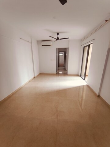 2 BHK Apartment For Rent in Lodha Palava City, Dombivli East