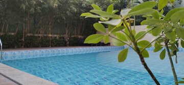 Swimming Pool in 3 BHK Apartment at PS Equinox, Topsia – for Sale