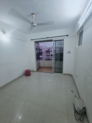 Room in 2 BHK Apartment at Aditya Shagun, Bavdhan – for Rent