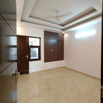Room in 2 BHK Apartment at Govindpuri – for Rent