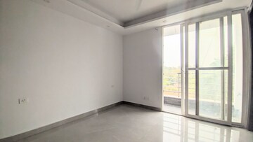 Room in 2 BHK Builder Floor at Saket – for Rent
