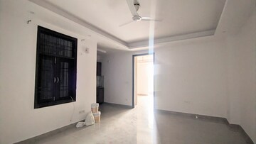 Room in 2 BHK Builder Floor at Saket – for Rent