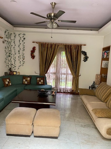 Living Room in 2 BHK Apartment at Govindpuri – for Rent