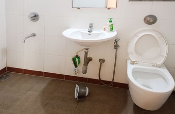 Bathroom in  Pg at Vashi Sector 18 – for Rent