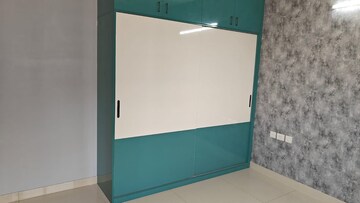 Room in 3 BHK Apartment at Prestige Tranquil, Kokapet – for Rent