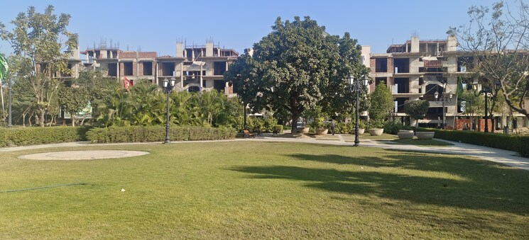 Garden, omaxe-metro-city  2701 Sq.Ft. Plot In Kalli Paschim Lucknow 8002844