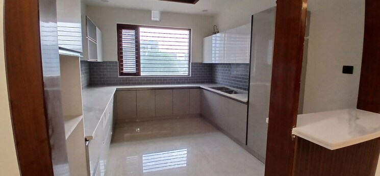 Kitchen, sector 85 4 Bedroom 350 Sq.Yd. Builder Floor In Sector 85 Faridabad 8002960