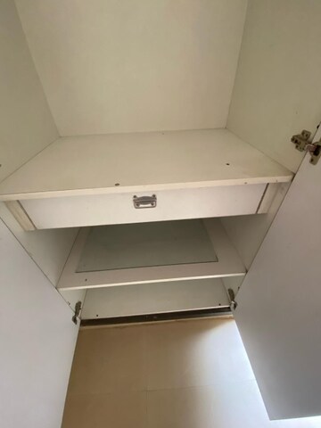 Furnished Amenities in 3 BHK Apartment at Gardenia Golf City, Sector 75 – for Sale