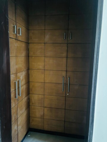 Bathroom in 4 BHK Villa at Sector 23 – for Rent