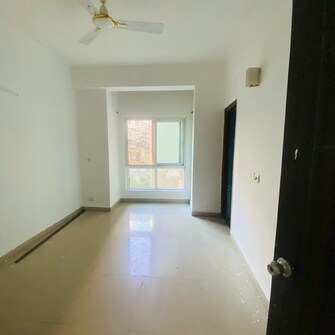 3 BHK Apartment For Rent in Mahagun Moderne Sector 78 Noida  8002973