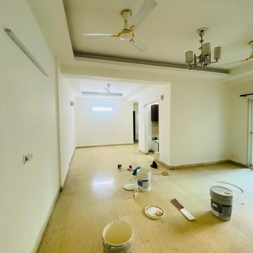 Living Room in 3 BHK Apartment at Mahagun Moderne, Sector 78 – for Rent