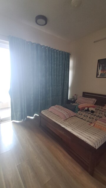 Room in 2 BHK Apartment at LnT Realty Crescent Bay, Parel – for Rent