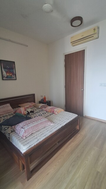 Room in 2 BHK Apartment at LnT Realty Crescent Bay, Parel – for Rent