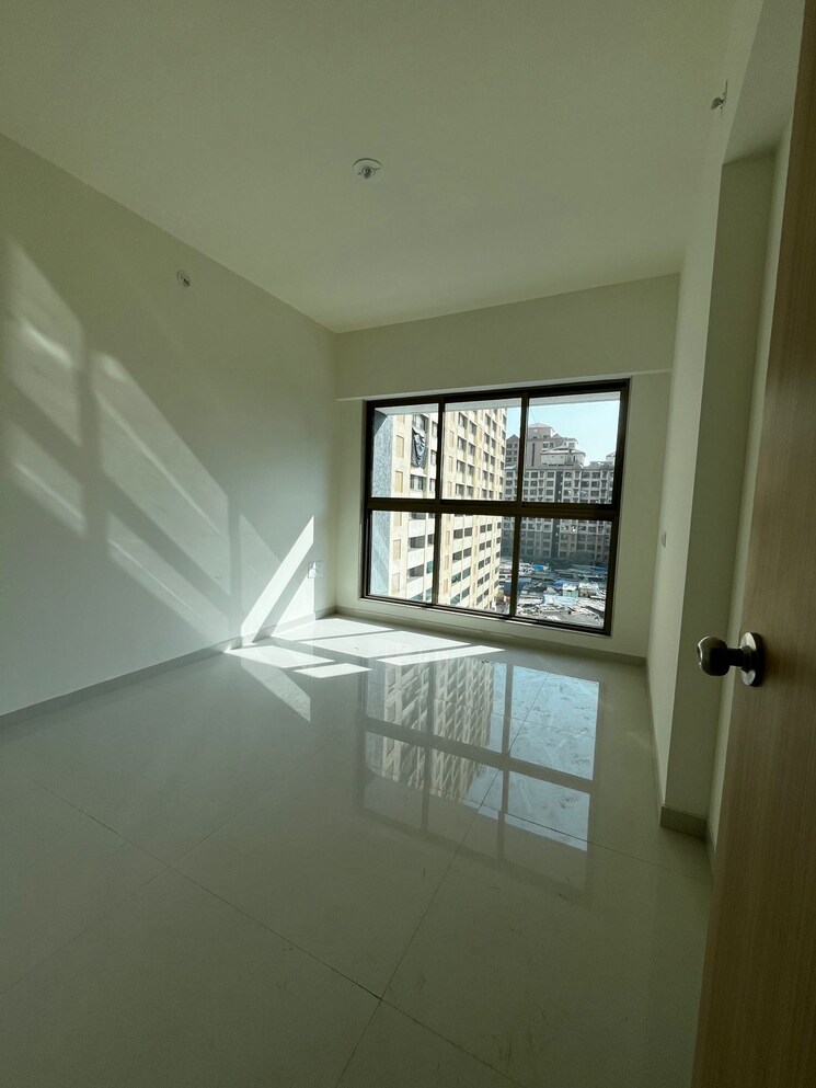 Master Bedroom, rajesh-raj-infinia 3 Bedroom 1585 Sq.Ft. Apartment In Malad West Mumbai 8003050