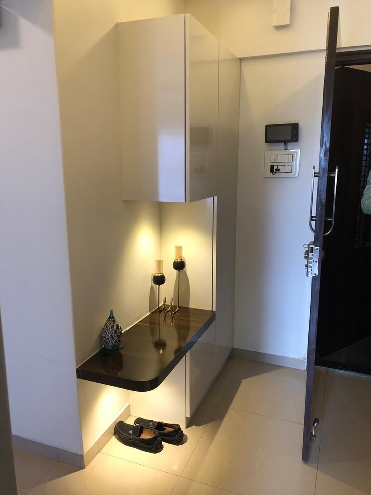 Bathroom, bunch-berry 2 Bedroom 950 Sq.Ft. Apartment In Andheri West Mumbai 8003053