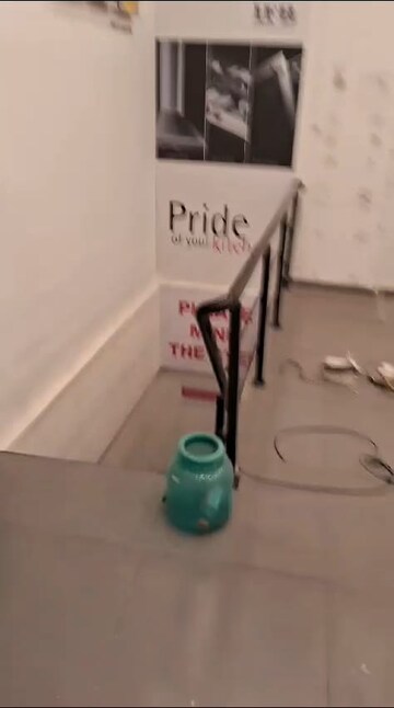 Staircase in  Shop at Andheri West – for Rent