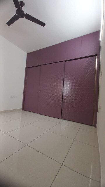 Room in 3 BHK Apartment at Prestige Finsbury Park Regent, Bagaluru  – for Rent