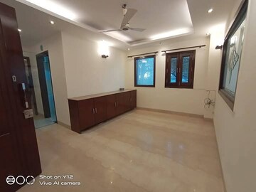 Room in 3 BHK Builder Floor at Shivalik Colony – for Rent