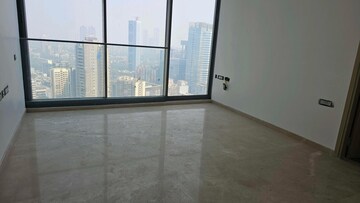 Room in 4 BHK Apartment at Rustomjee Crown, Prabhadevi – for Sale