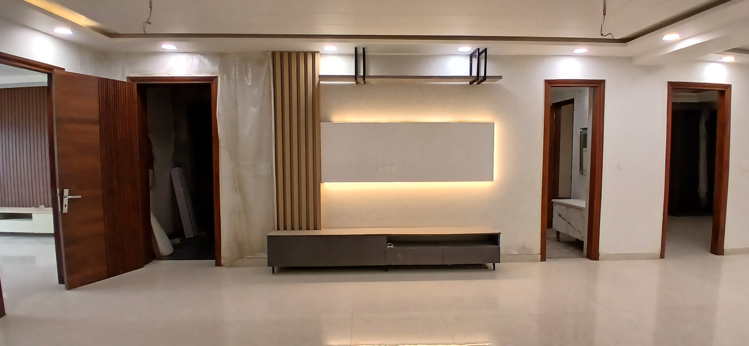 4 BHK + Pooja Room,Servant Room,Study Room,Extra Room Builder Floor For Sale in Bptp Park