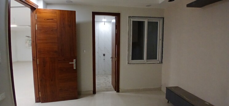 Room, sector 85 4 Bedroom 3150 Sq.Ft. Builder Floor In Sector 85 Faridabad 8003170