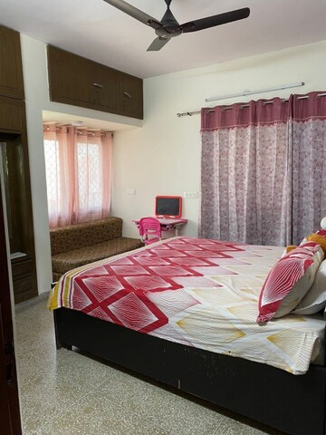 Room in 3 BHK Independent House at Sector 41 – for Sale