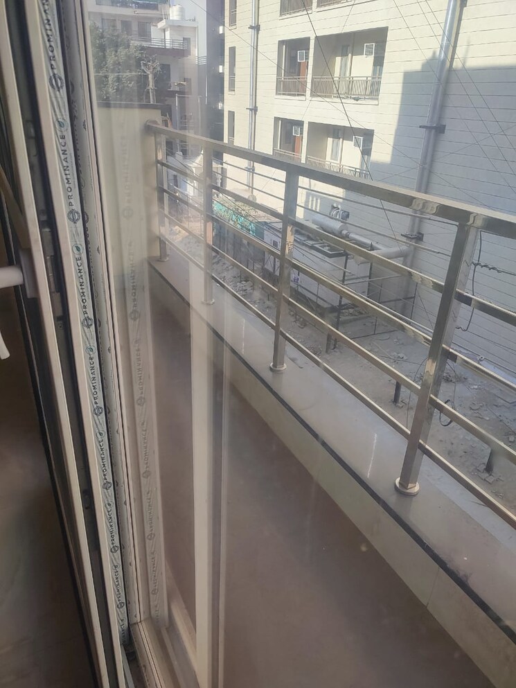 Balcony, ardee-city 2 Bedroom 1450 Sq.Ft. Builder Floor In Sector 52 Gurgaon 8003147