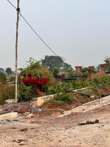  Plot – Exterior View View at Vidhan Sabha Marg - for Sale