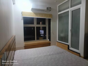 Room in 3.5 BHK Builder Floor at Ardee City, Sector 52 – for Rent