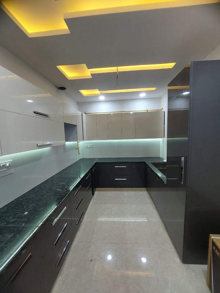 Kitchen, sector 85 4 Bedroom 2401 Sq.Ft. Builder Floor In Sector 85 Faridabad 8003210