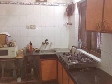 Kitchen in 6 BHK Independent House at RWA Apartments Sector 39, Sector 39 – for Sale