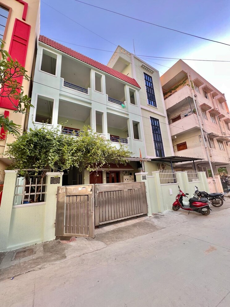 Exterior View, chanda nagar 6+ Bedroom 5400 Sq.Ft. Independent House In Chanda Nagar Hyderabad 8003216
