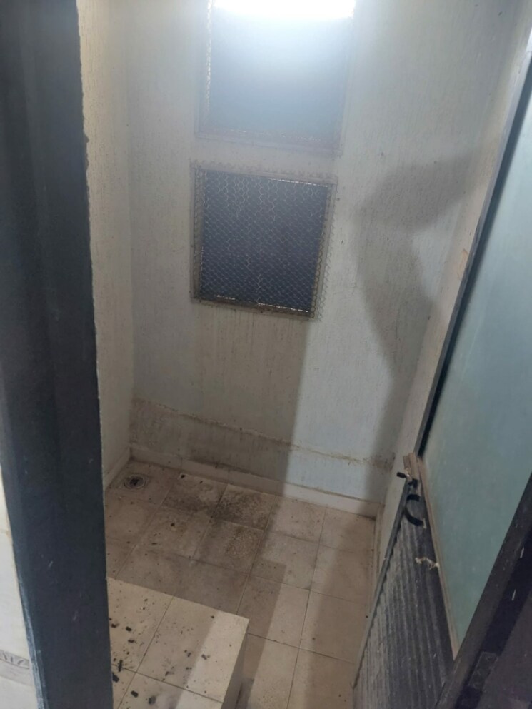 Bathroom, mayfair-sonata-greens 2 Bedroom 900 Sq.Ft. Apartment In Vikhroli West Mumbai 8003261