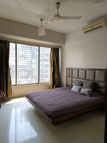 Bedroom in 4 BHK Apartment at Siddhivinayak Horizon, Prabhadevi – for Sale