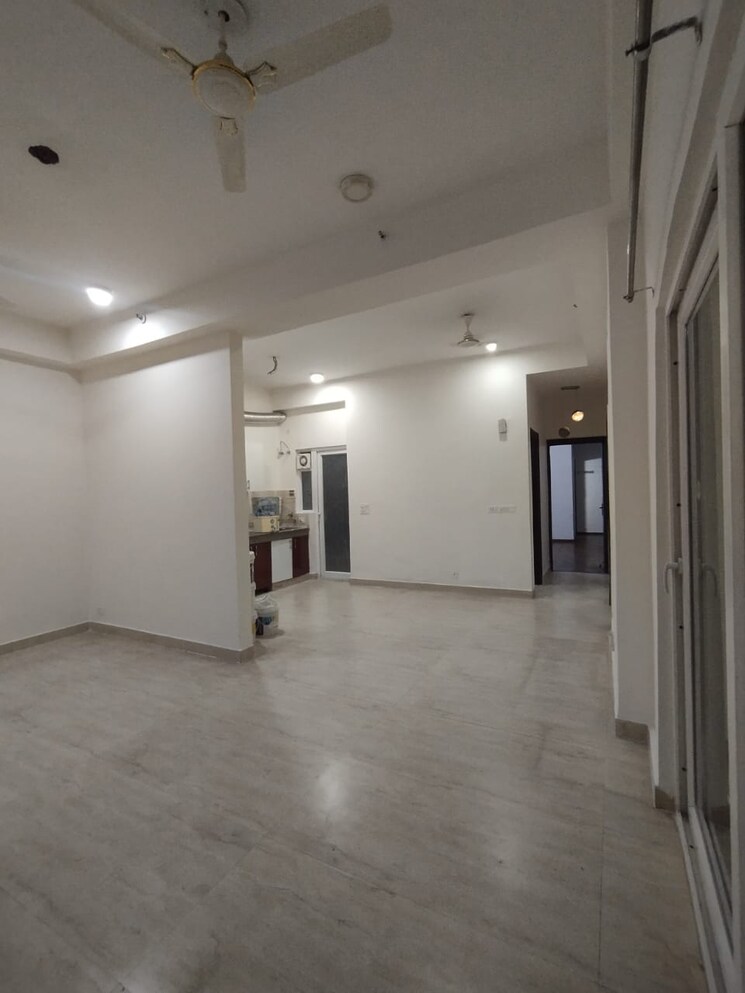 Room, gulshan-vivante 4 Bedroom 2645 Sq.Ft. Apartment In Sector 137 Noida 8003306