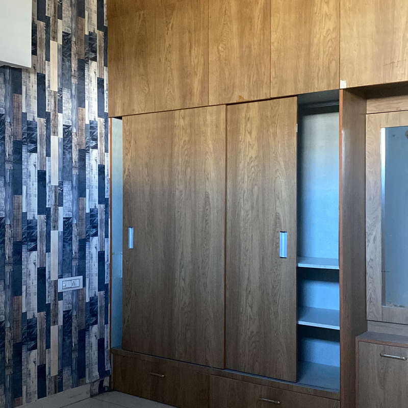 3 BHK + Extra Room Apartment For Sale in Lake View Complex