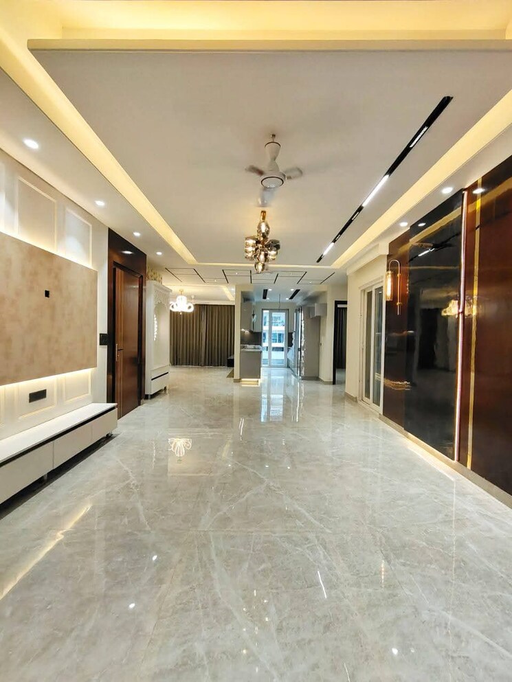 Room, sector 9 3 Bedroom 263 Sq.Yd. Builder Floor In Sector 9 Gurgaon 8003343