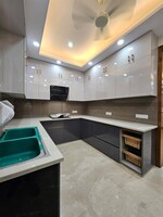 3 BHK + Pooja Room 263 Sq.Yd. Builder Floor in Sector 9