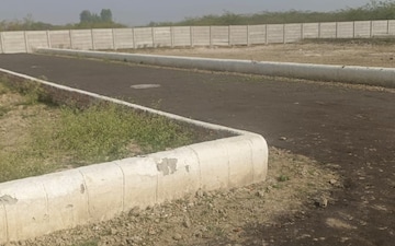 Plot For Sale in Gosainganj