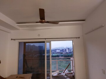 Master Bedroom in 3.5 BHK Apartment at Elite Golf Green, Sector 79 – for Sale