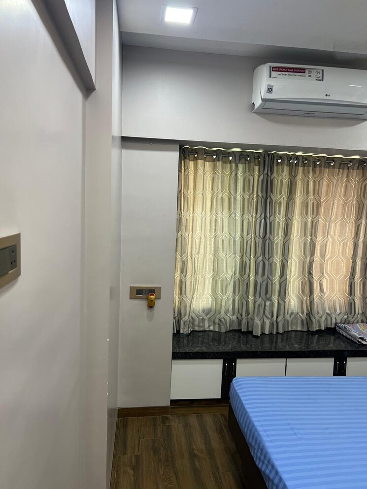 Room, dosti-vihar 2 Bedroom 586 Sq.Ft. Apartment In Samata Nagar Thane 8003434