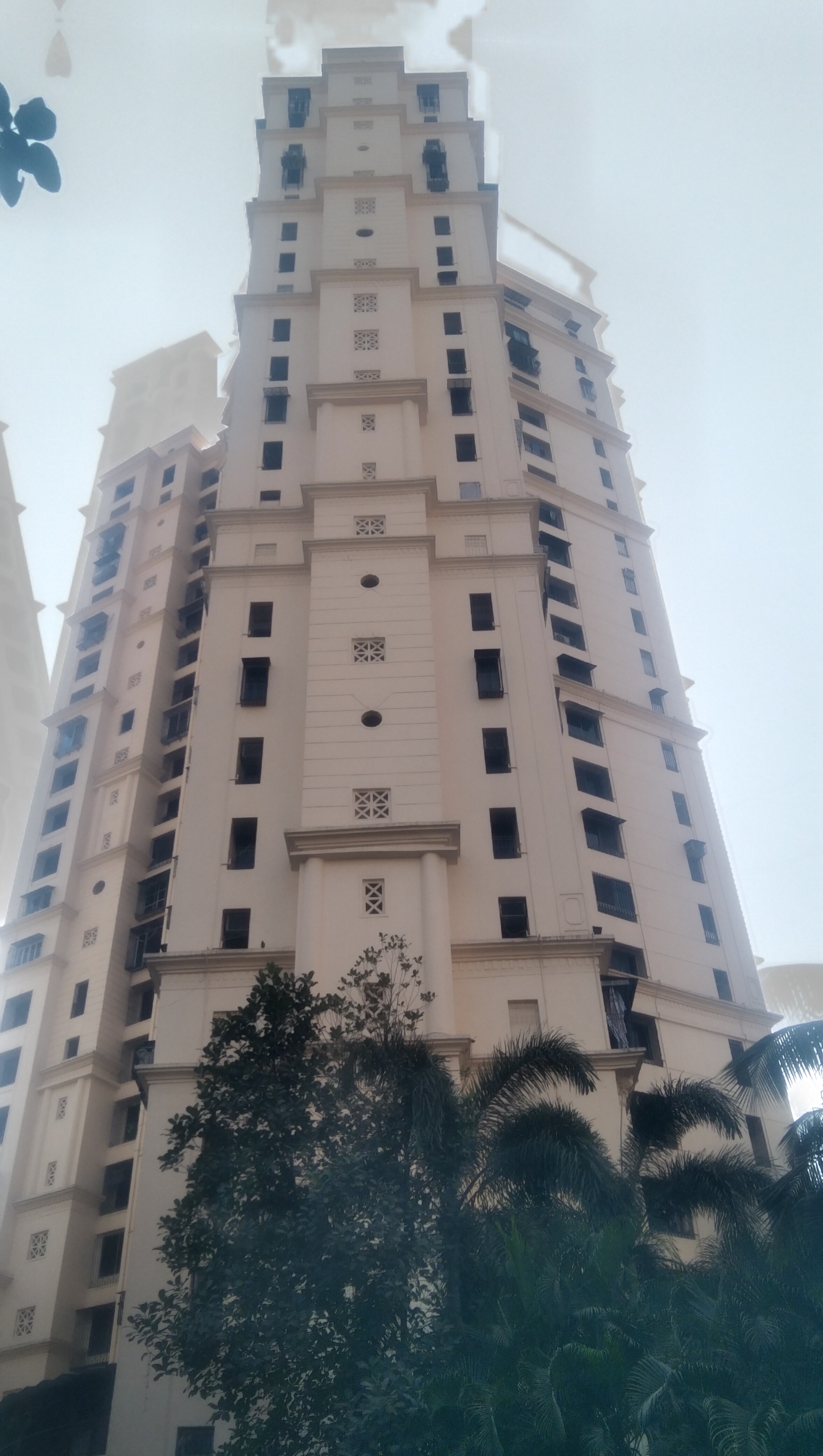 3 BHK + Pooja Room Apartment For Sale in Hiranandani Meadows