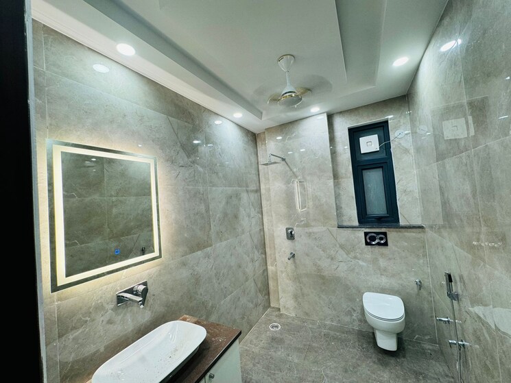 Bathroom, sector 28 3 Bedroom 1800 Sq.Ft. Builder Floor In Sector 28 Faridabad 8003499