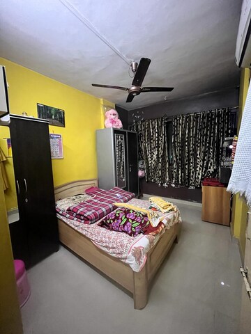 Bedroom in 2 BHK Apartment at Dombivli West – for Rent