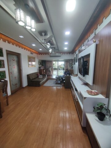 Parking in 2 BHK Apartment at Orchid Enclave CHS, Andheri East – for Rent