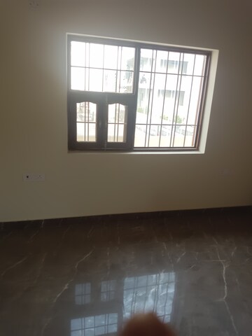 Master Bedroom in 2 BHK Builder Floor at Sector 9a – for Rent